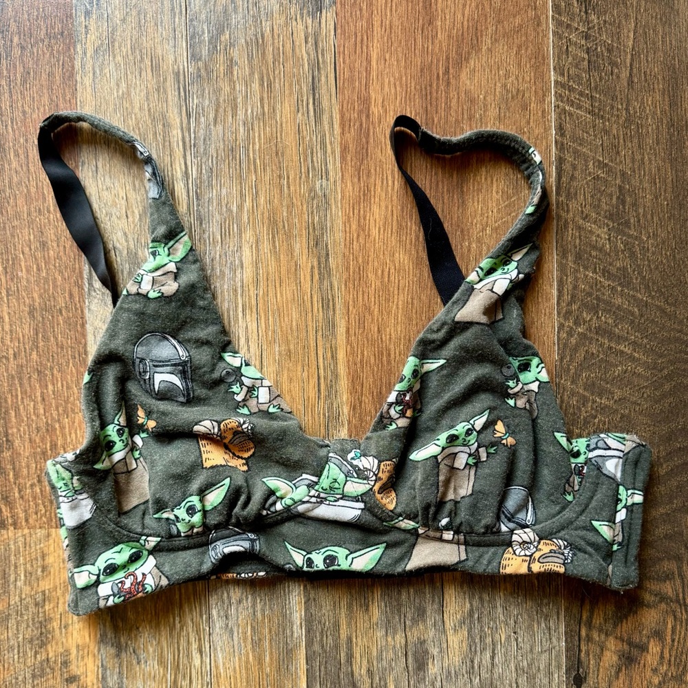 Star Wars x MeUndies Mandalorian Triangle Bra Size Small